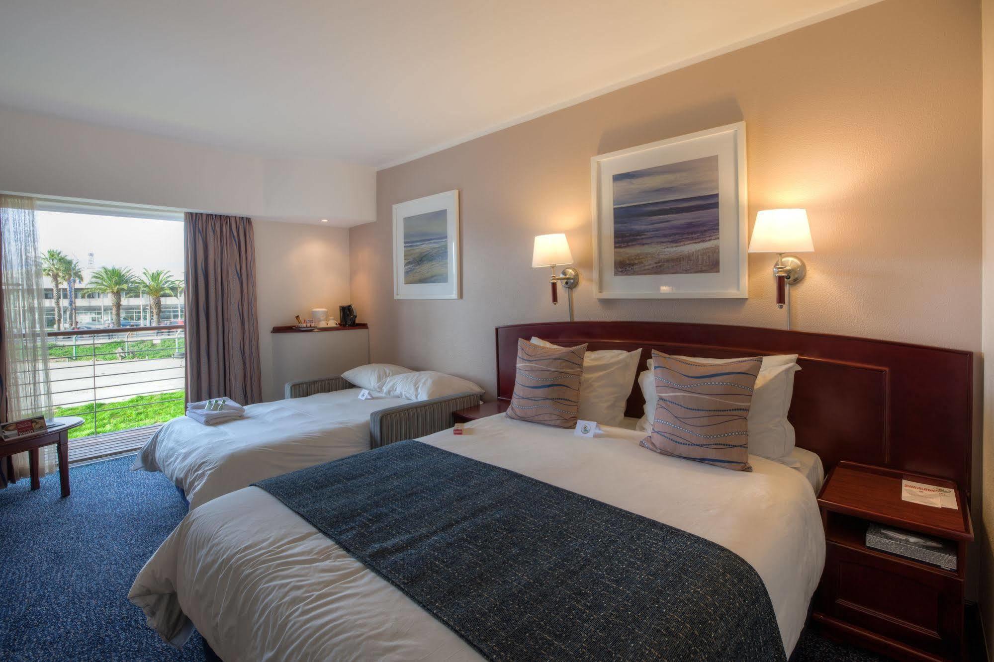 City Lodge Hotel V&A Waterfront Cape Town Bagian luar foto